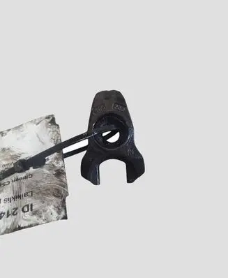 Citroen C5 Fuel Injector clamp holder 569222