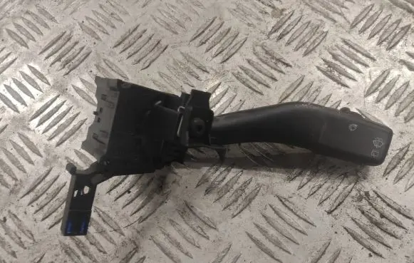 Volkswagen Caddy Wiper control stalk 1K0953519