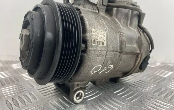Mercedes-Benz E W212 Air conditioning (A/C) compressor (pump) A0032304811 6SEU16C 4471500903
