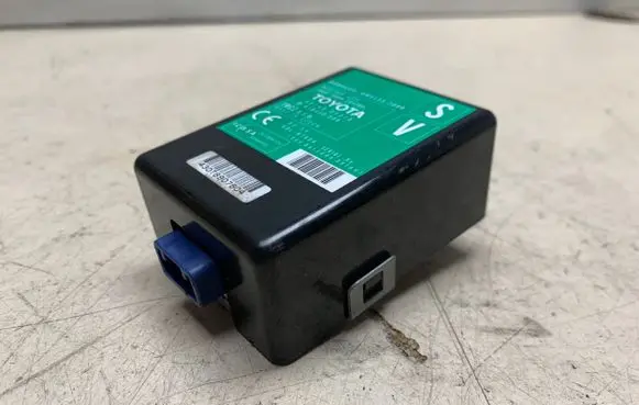 Toyota Verso Door control unit/module 897400F010 61B430000 430T8907804