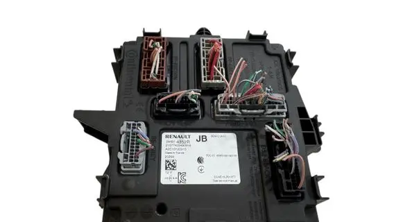 Renault Zoe Other control units/modules 284B14352R A2C13120315
