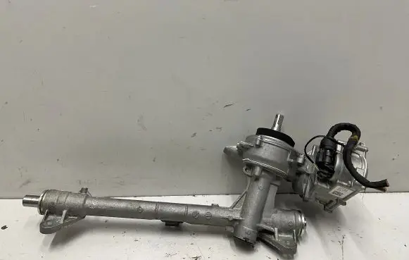 BMW 2 F46 Steering rack 6853633