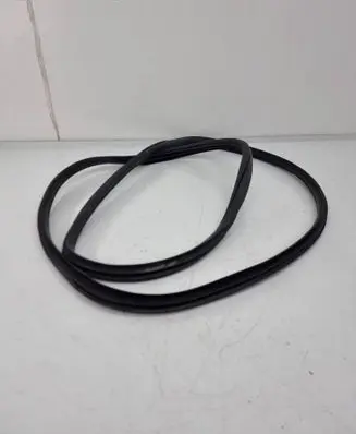 KIA Sorento Rear door rubber seal (on body) 