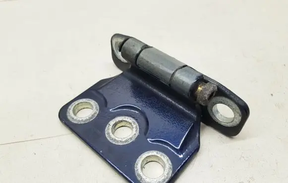 Volvo XC90 Tailgate/trunk/boot hinge 30634334