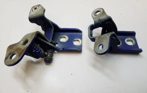 Dodge Grand Caravan Front door hinge set 878AE 880AB
