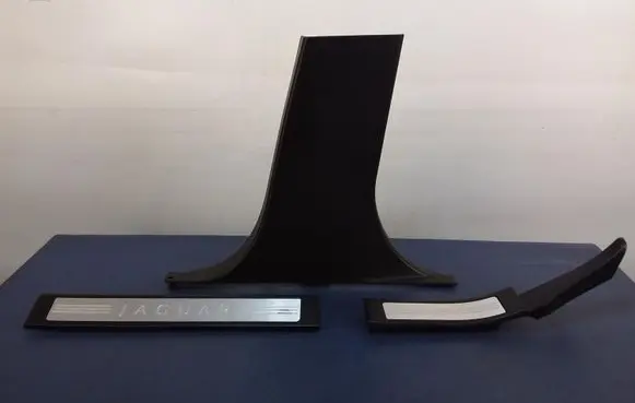 Jaguar XF X250 Other sill/pillar trim element
