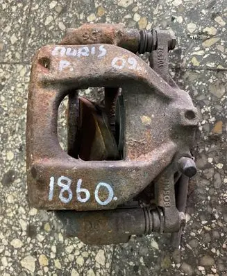 Toyota Auris 150 Front brake caliper