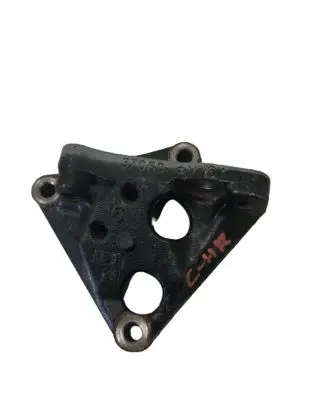 Toyota C-HR I Engine mounting bracket