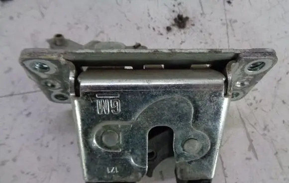 Opel Meriva A Tailgate/trunk/boot lock/catch/latch 