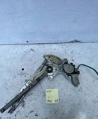 Toyota Corolla E120 E130 Front door window regulator with motor 8571012220