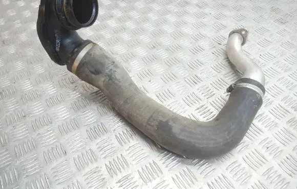 Opel Insignia A Intercooler hose/pipe