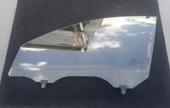 KIA Sportage Front door window glass four-door AS2