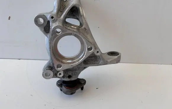 Volkswagen Golf VIII Front wheel hub spindle knuckle 5WA407257C