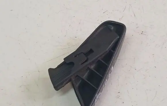 Toyota Yaris Seat adjustment knob 