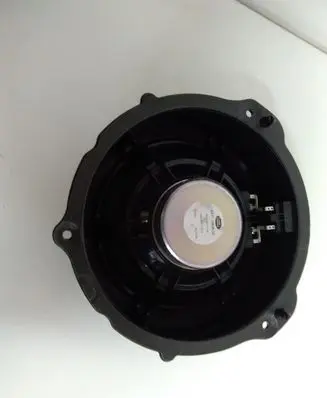 Land Rover Evoque II Front door speaker GX7318808DC
