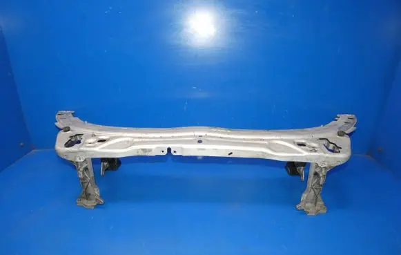 Mercedes-Benz C W205 Radiator support slam panel A2056201734 PA011175