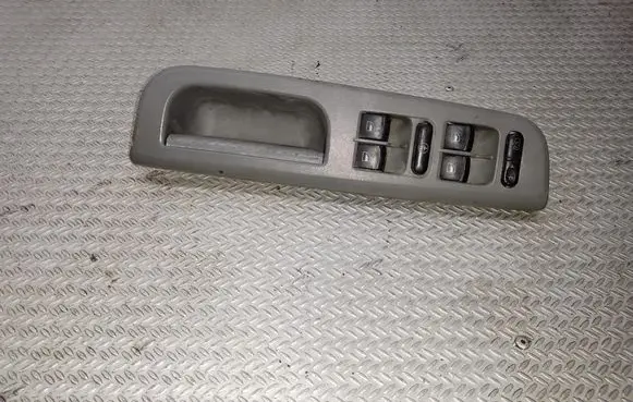 Skoda Octavia Mk1 (1U) Electric window control switch 1J495987A