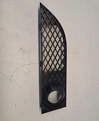 BMW 7 E65 E66 Front bumper lower grill 7135565