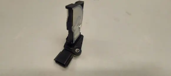 Renault Trafic III (X82) Mass air flow meter 226802715R