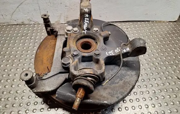 Fiat Freemont Front wheel hub spindle knuckle S14784250 5171102AC