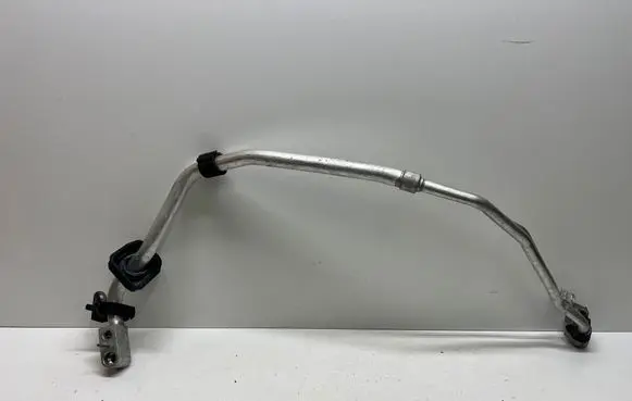 Audi A4 S4 B9 8W Air conditioning (A/C) pipe/hose 8W0816738Q 14082015 AC0030028904