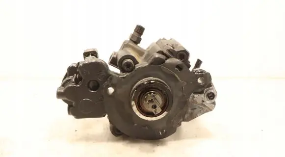 Citroen DS4 Fuel injection high pressure pump 942AA050A