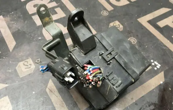 Mitsubishi Pajero Fuse box set