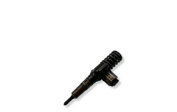 Volkswagen PASSAT B6 Fuel injector 036130073G