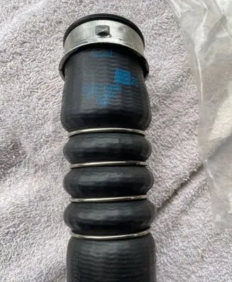 Volkswagen Golf V Intercooler hose/pipe 3C0145834L