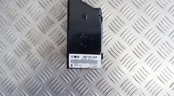 Volkswagen PASSAT B7 Other control units/modules 5N0035342F