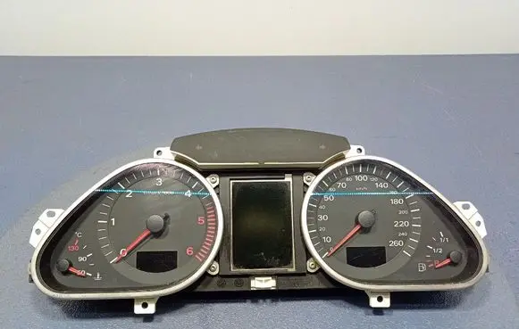 Audi A6 Allroad C5 Speedometer (instrument cluster) 5540007312