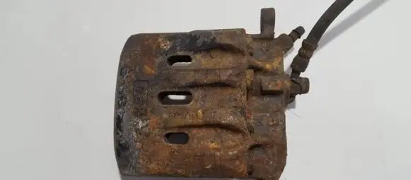 Lexus IS 200-300 Front brake caliper