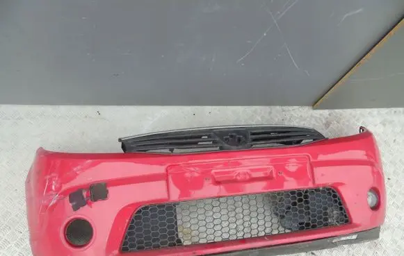 Dacia Sandero Front bumper