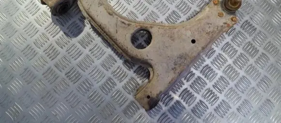 Opel Vectra B Front lower control arm/wishbone