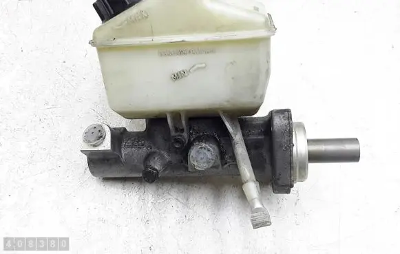 Volvo XC90 Master brake cylinder 8683272