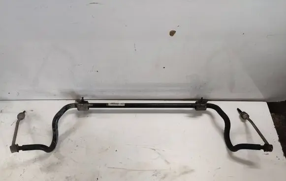 Mercedes-Benz C AMG W205 Front anti-roll bar/sway bar A2053231465