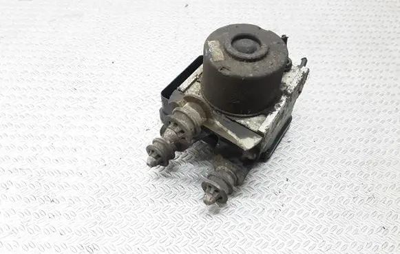 Volkswagen Golf V ABS Pump 1K0907379N