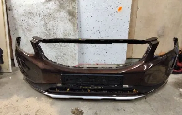 Volvo XC60 Front bumper
