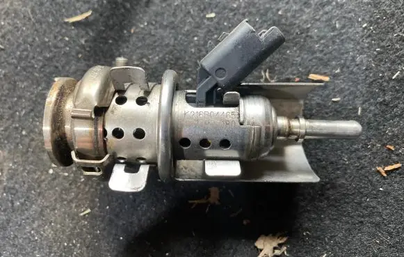 Citroen Berlingo AdBlue injector 9813930180 K216B04465