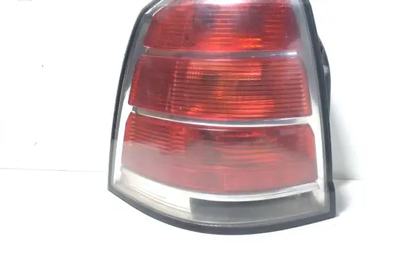 Opel Zafira B Rear/tail lights
