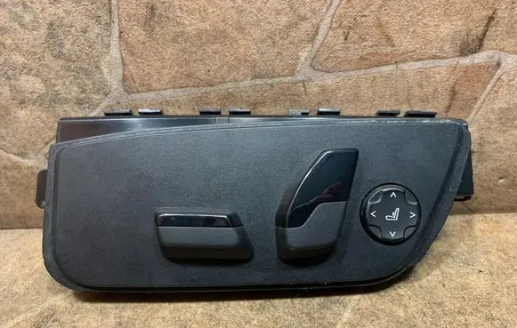 BMW 5 G30 G31 G38 Seat control switch 9330917