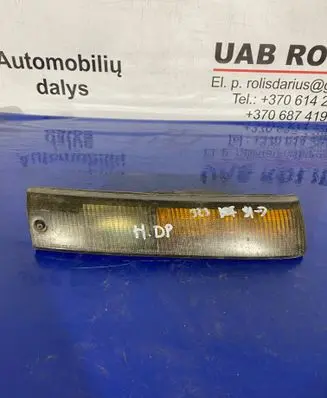 Mazda 323 Front indicator light 21061311