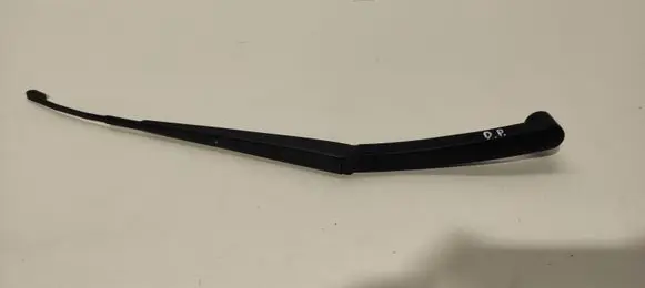 Subaru Legacy Front wiper blade arm 19662