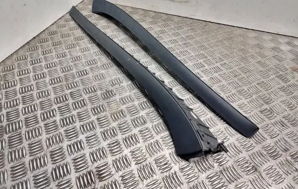 Seat Altea Windshield trim 5P0854541F AR310180 96139