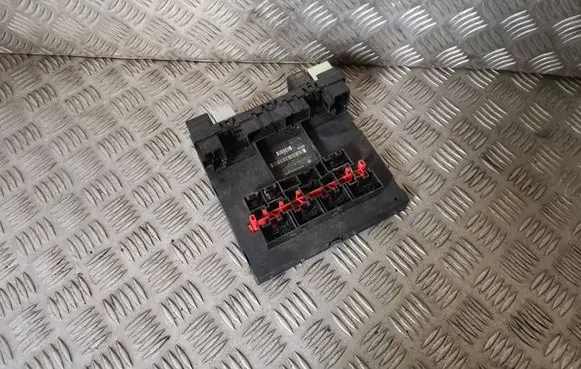 Seat Leon (1P) Fuse module 3C0937049AJ