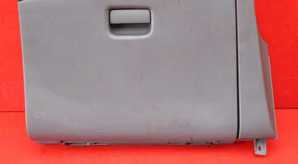 Nissan Almera Tino Glove box 68108BU200