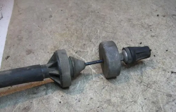 Renault Laguna I Clutch cable 