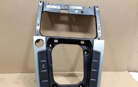 Volkswagen PASSAT B8 Gear shifter surround trim plastic 3G1864252 3G1864263