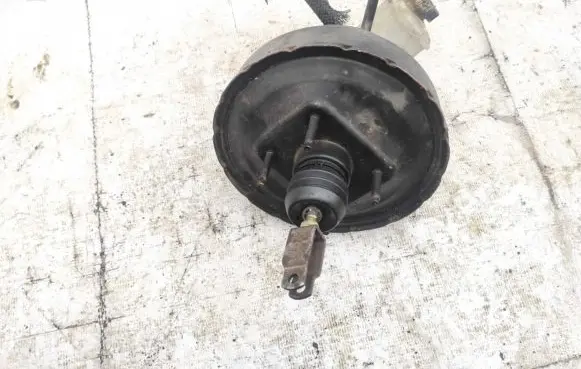 Mazda 323 F Brake booster 85204700 852-04700