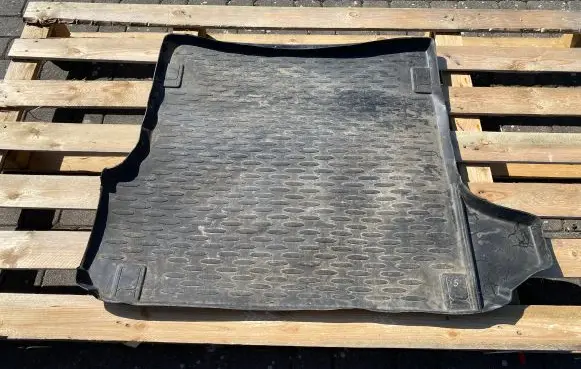 BMW X3 E83 Rubber trunk/boot mat liner 51470306042